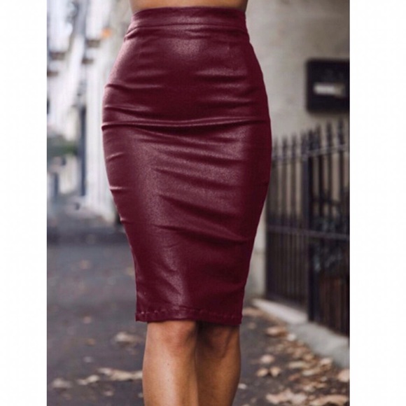 Private Label Dresses & Skirts - Boutique Fashion Burgundy Faux Leather Pencil Skirt